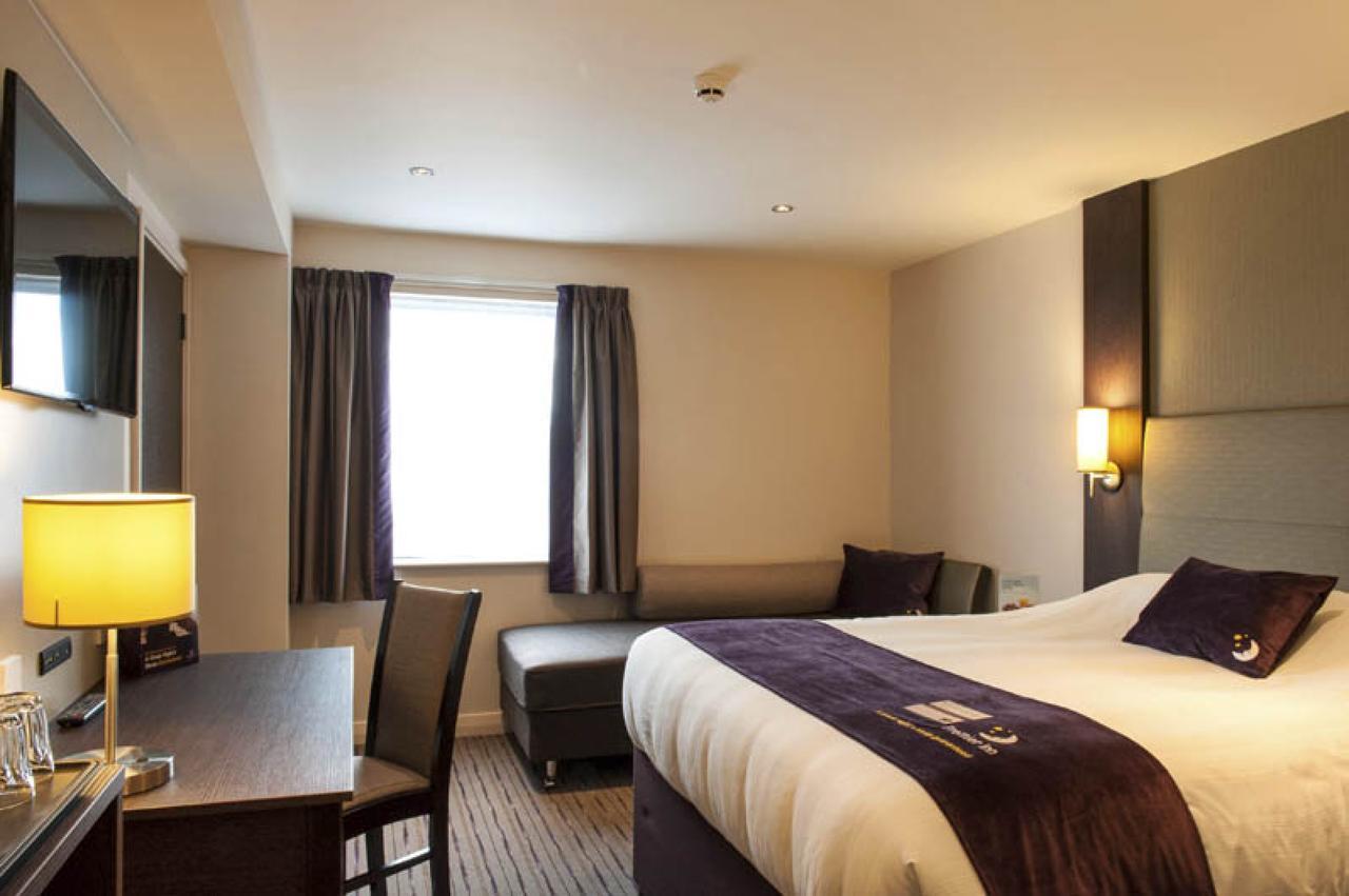 Premier Inn London Orpington Extérieur photo
